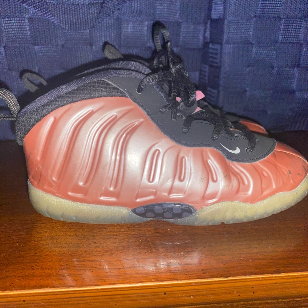Pink Nike foamposites size 9c